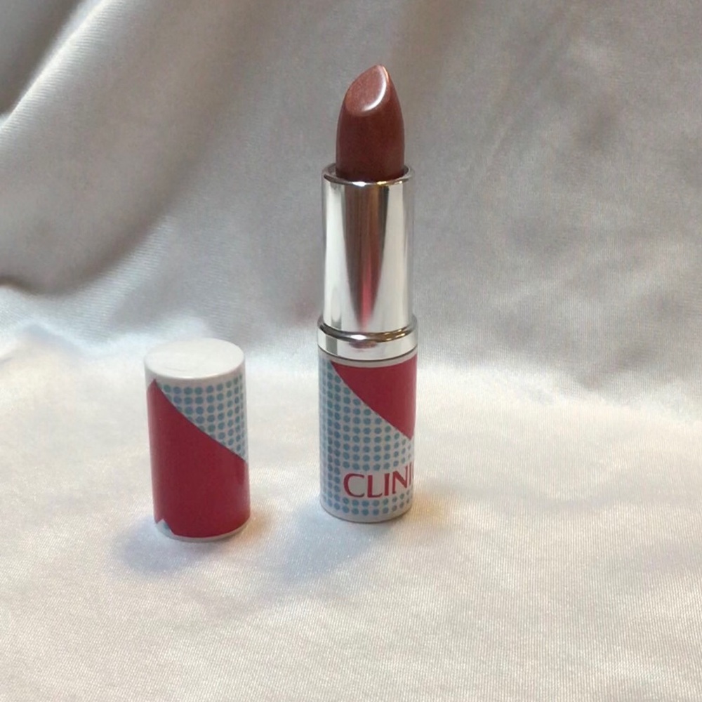 Clinique - Lipstick in Bare Pop